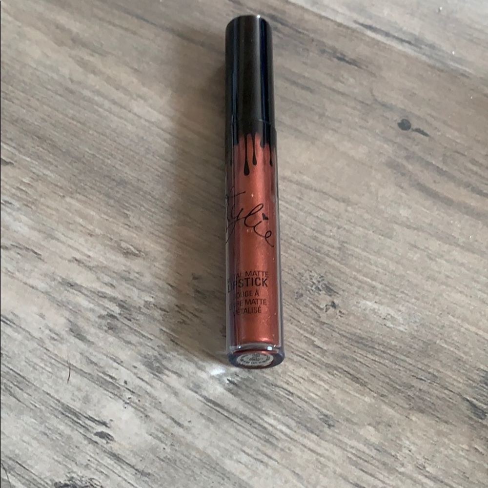 Kylie Cosmetics Metal Liquid Lipstick